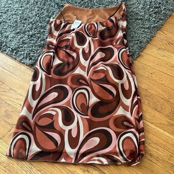NWT Modern Haze Brown Groovy Swirl Mini Dress Size Large - Picture 6 of 9